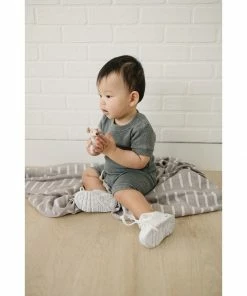 Mebie Baby Charcoal Waffle Cozy Shorts Set