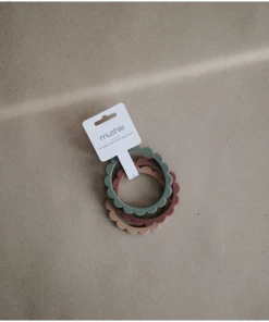 Mushie Toys Dried Thyme + Berry + Natural Flower Teething Bracelet Set 7 Mushie Toys Dried Thyme + Berry + Natural Flower Teething Bracelet Set