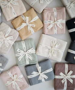 Mushie Swaddles + Blankets Dark Navy Knitted Textured Dots Blanket