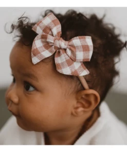 Mae + Skye Toffee Check Mini Pinwheel Bow Hair Clip Headwear