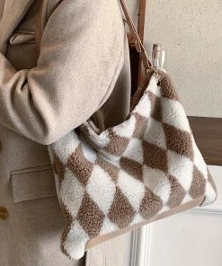 J+j Beige Fluffy Diamond Pattern Bag Bags