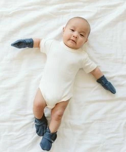 Goumi Kids Footwear Midnight Bamboo Organic Cotton Stay On Booties